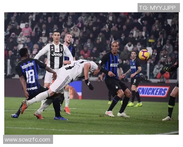 米兰与克拉约瓦精彩对决全场回顾及精彩瞬间分析 米兰与克拉约瓦精彩对决全场回顾及精彩瞬间分析